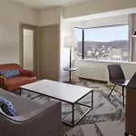 Le Centre Sheraton Montreal Hotel