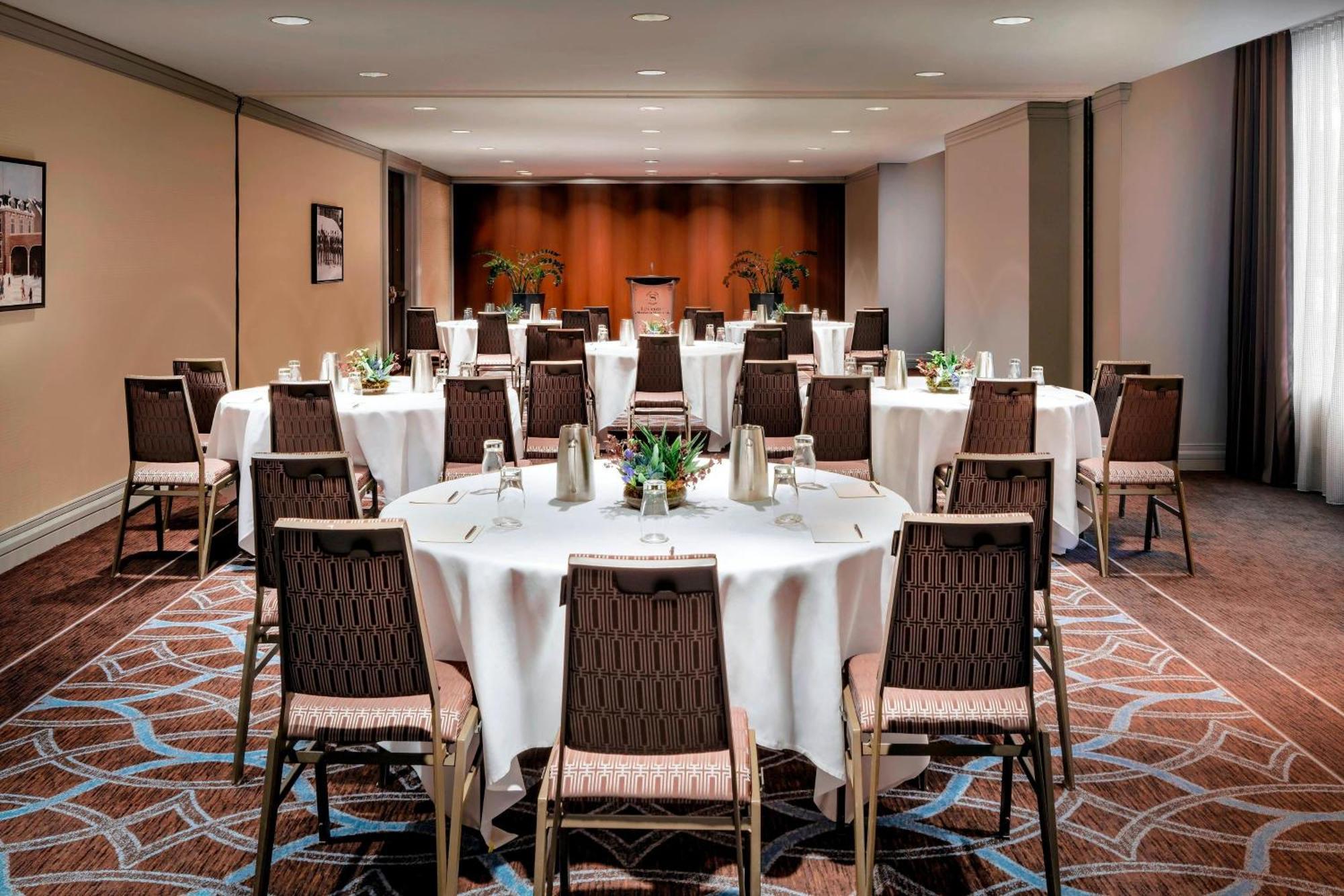 Hotel Le Centre Sheraton Montreal